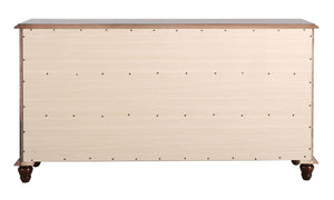 Elegant Traditional Dresser