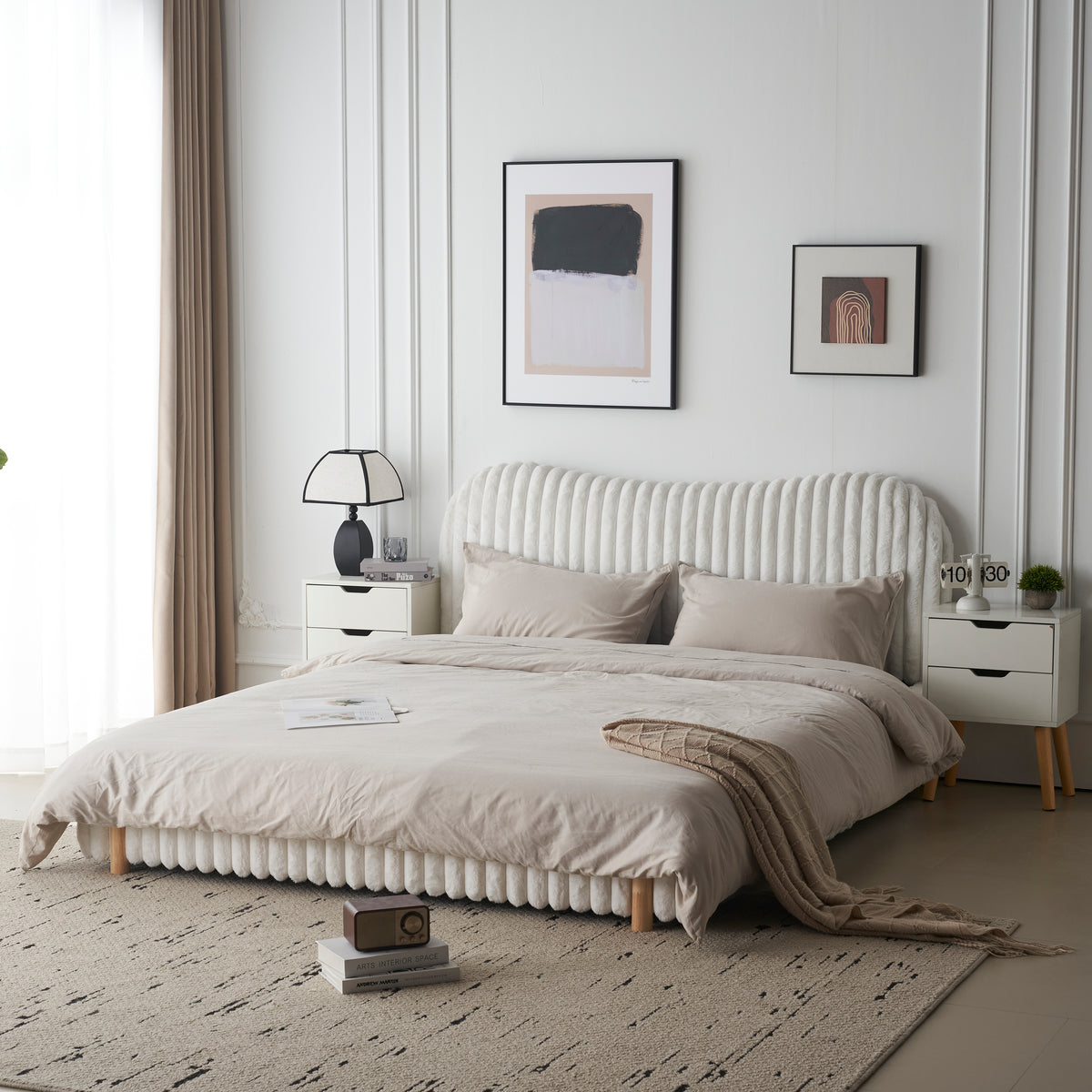 Sleek Bed