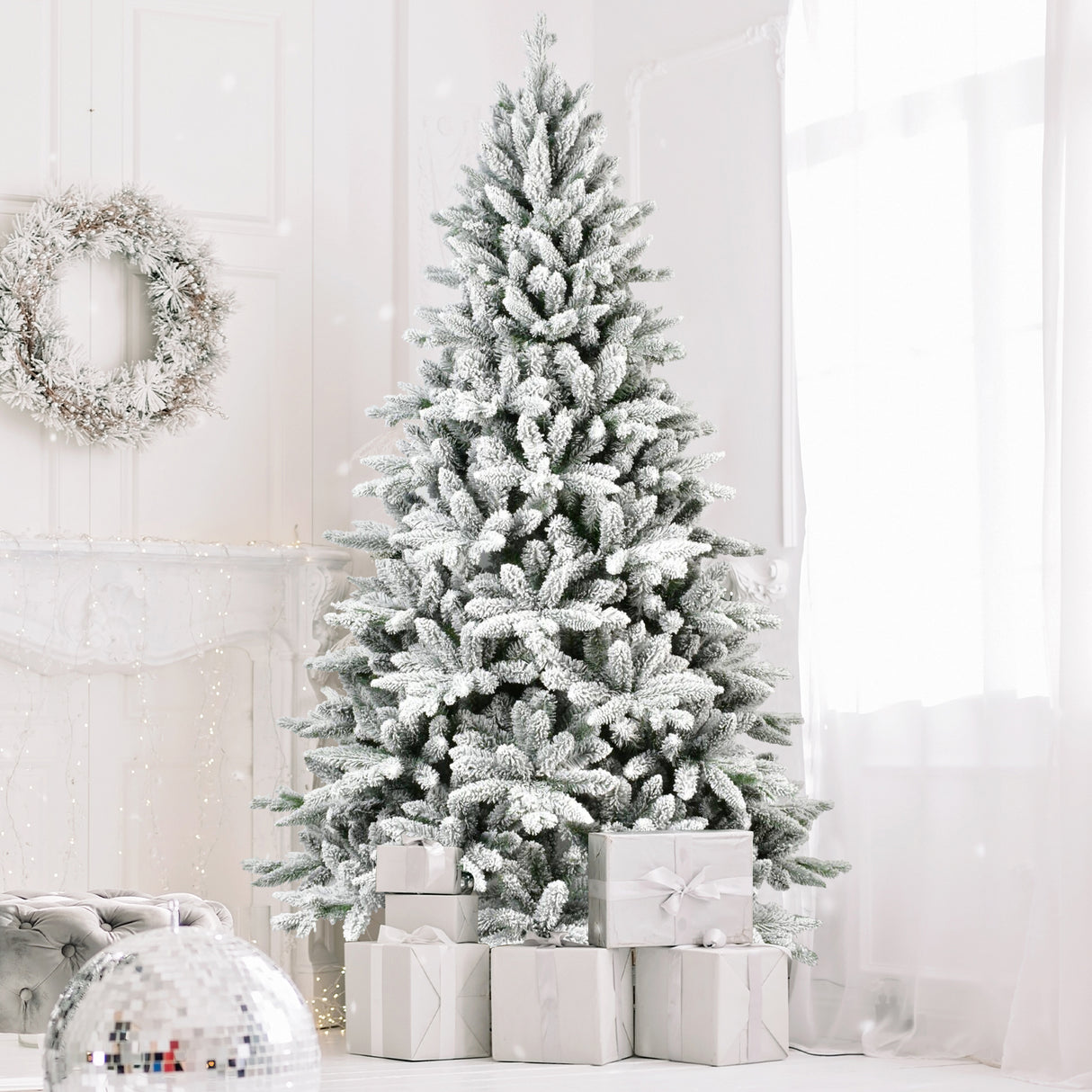 5ft Flocked Christmas Tree with 768 Tips