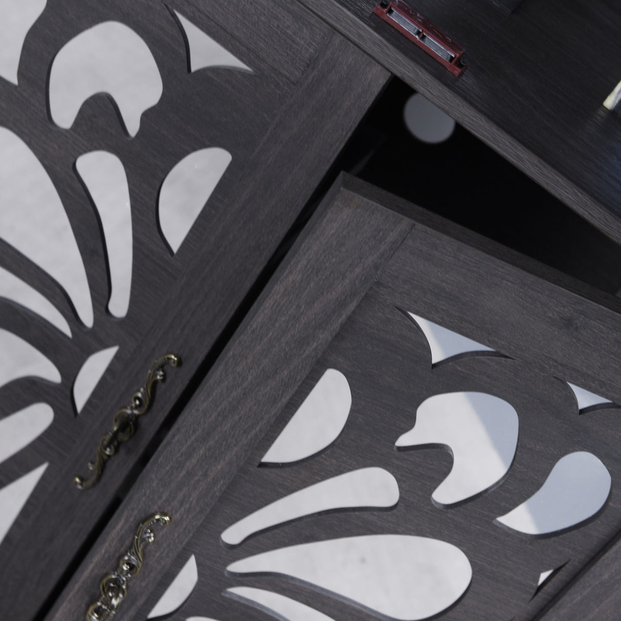 Modern Sideboard Buffet With 4 Mirrored Doors, Adjustable Shelves