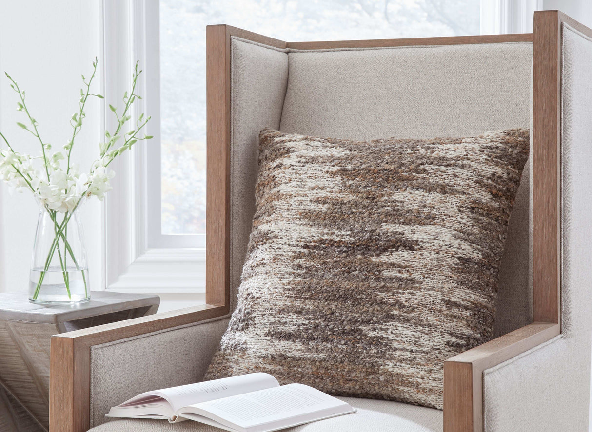 Nealton - Pillow - Best Buy Furniture