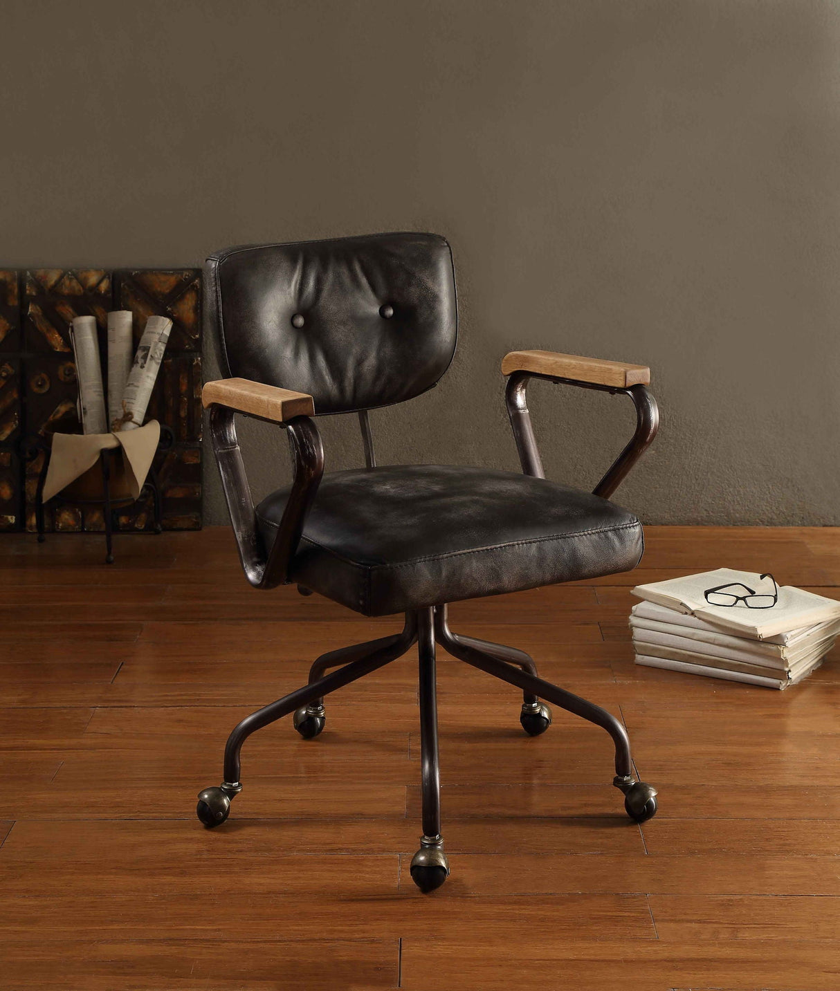 Hallie - Top Grain Leather Office Chair - Vintage Black - Best Buy Furniture