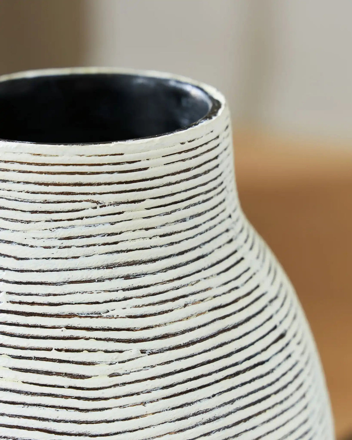Girtha - Vase - Best Buy Furniture