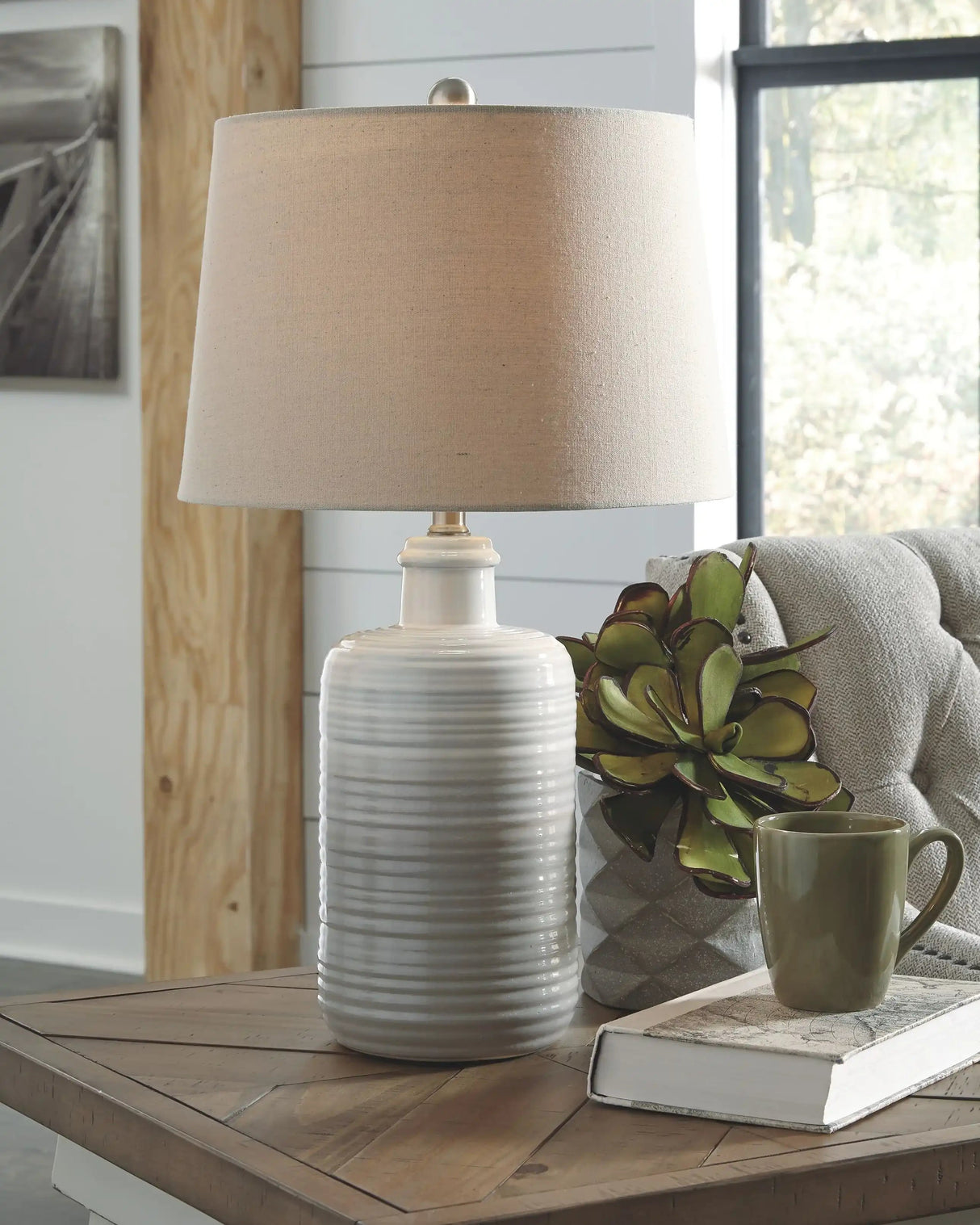 Marnina - Table Lamp - Best Buy Furniture