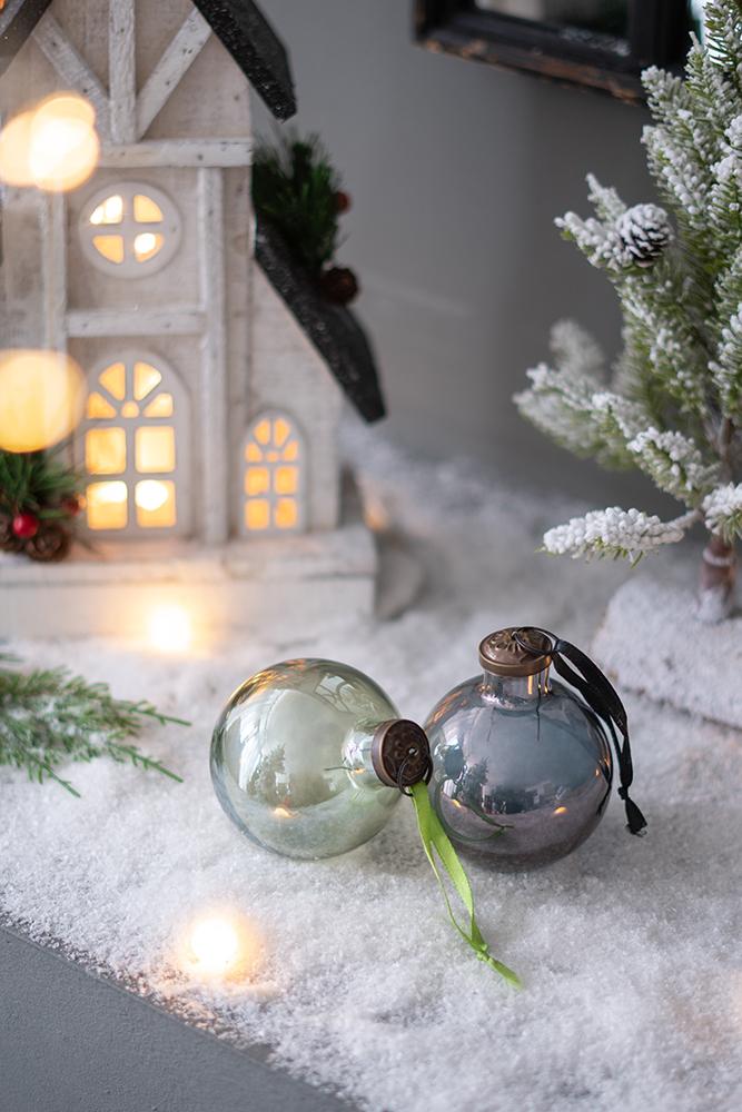 3" x 3" x 4" Long Neck Ball Ornaments