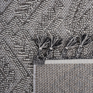 Guros - Traditional Indoor / Outdoor Rug