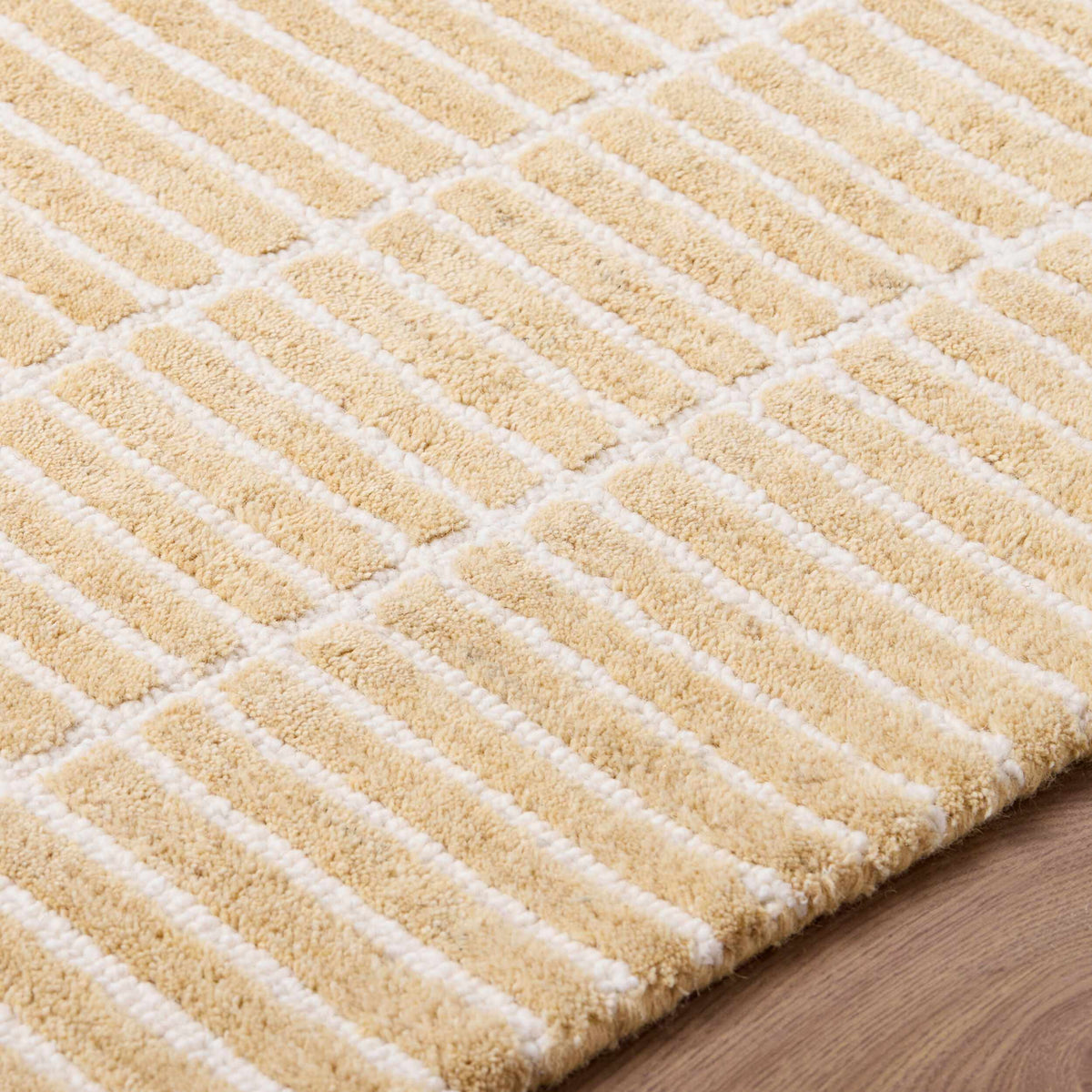 Finial Yellow Wool Area Rug