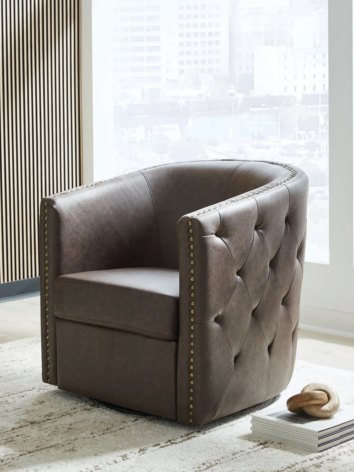 Brentlow - Swivel Accent Chair - Best Buy Furniture