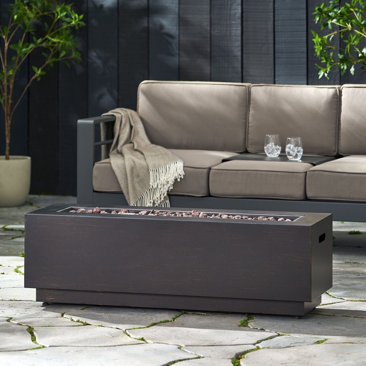 Modern Rectangular Iron Fire Pit 50, 000 Btu