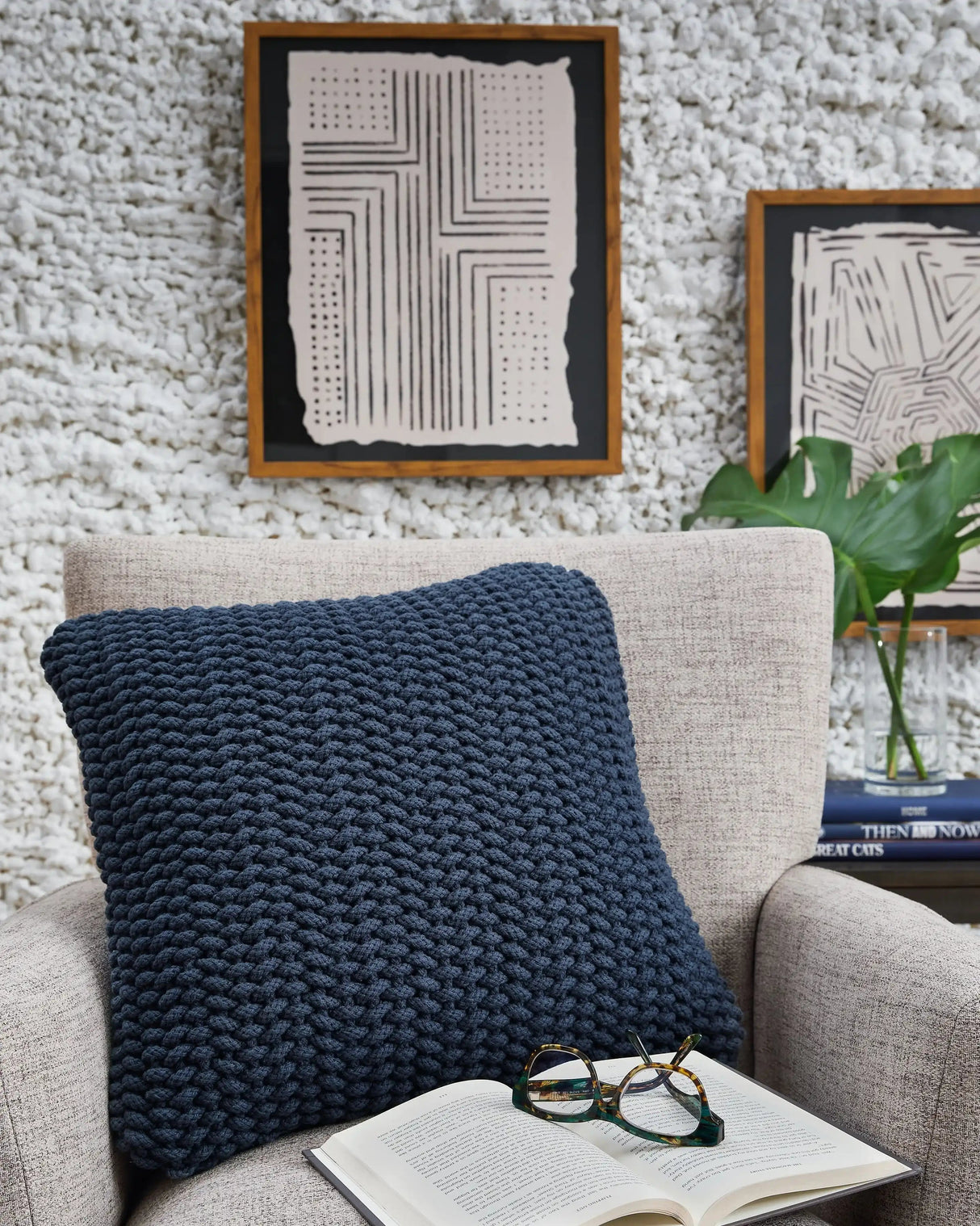 Renemore - Pillow - Best Buy Furniture