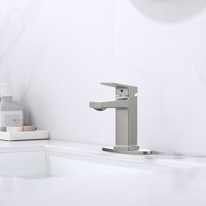 Brushed Nickel Single Handle Bathroom Faucet with Deck