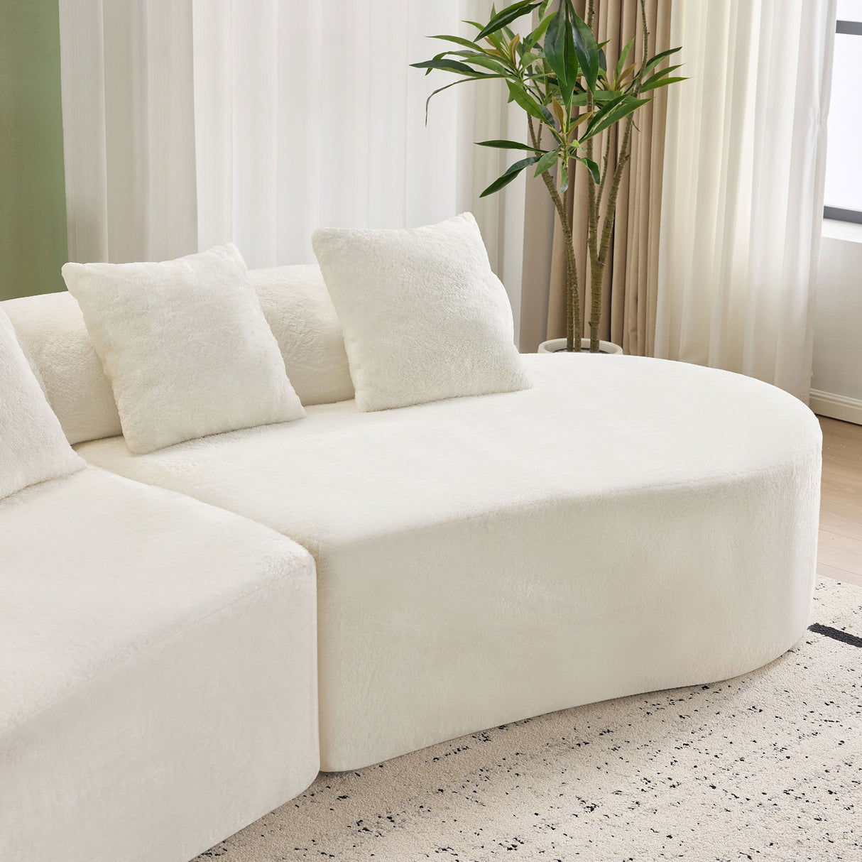 Modern Curved Sofa With Pillows