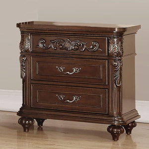 3 Piece Bedroom Set, Majestic Formal Bed With 2 Nightstands