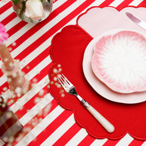 Duality Pink Red Scalloped Fabric Placemat
