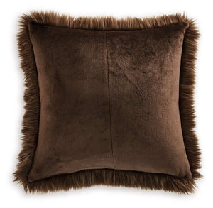 Bellethrone - Pillow - Best Buy Furniture