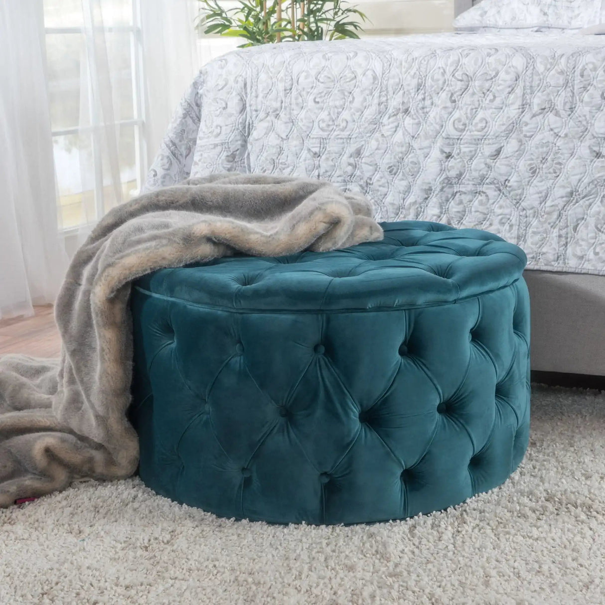 Modern Glam Ottoman Velvet - Best Buy Furniture