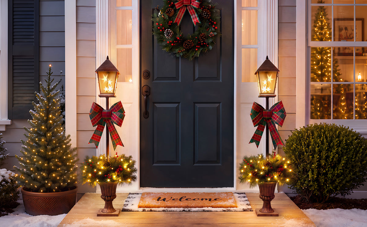 2 Pack Pre-Lit Christmas Lamp Post Decor
