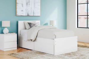 Onita - Panel Platform Bed - Best Buy Furniture