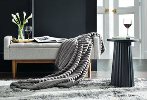 Alsonwell - Throw - Best Buy Furniture