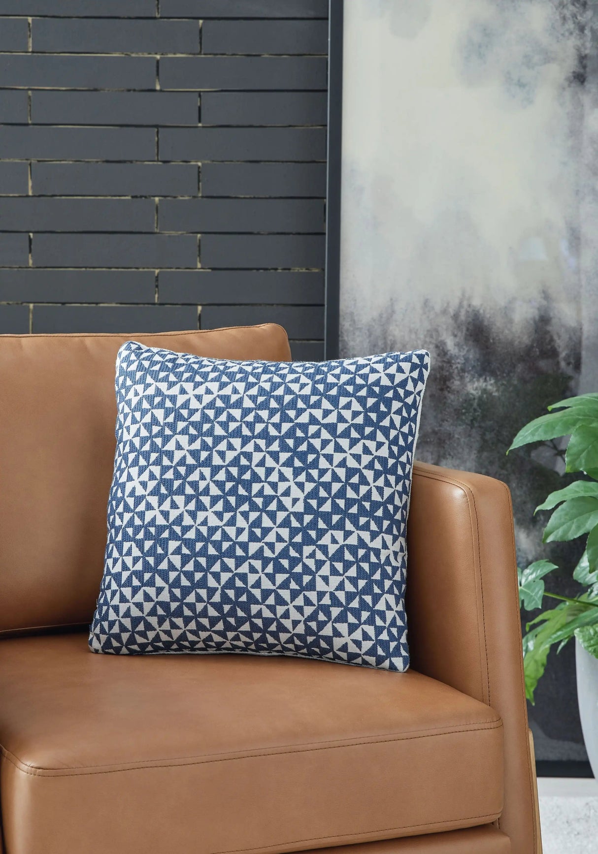 Jaycott Next-gen Nuvella - Pillow - Best Buy Furniture