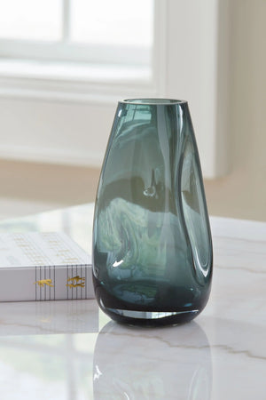 Beamund - Vase - 9" - Best Buy Furniture