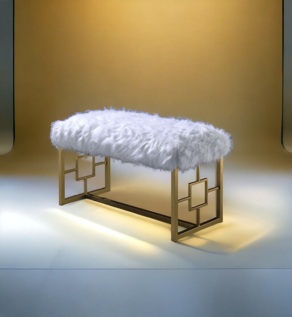 Bagley II - Bench Faux Fur - White / Gold - Best Buy Furniture