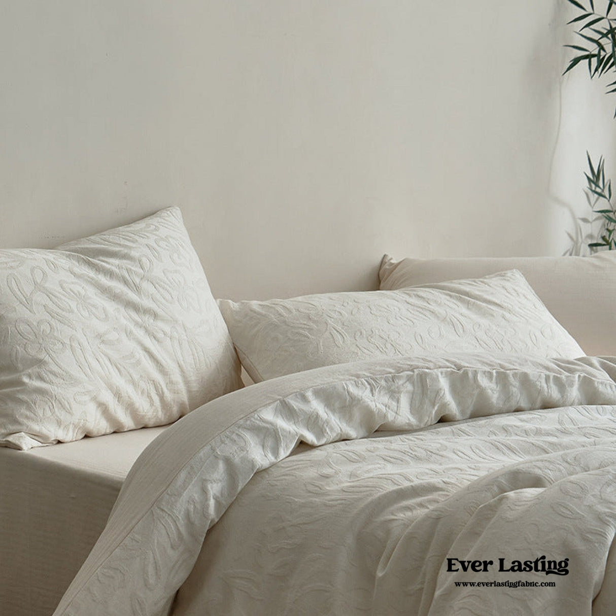 Elin Tencel Silky Jacquard Bedding Set / Bouquet