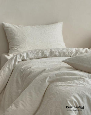 Elin Tencel Silky Jacquard Bedding Set / Bouquet