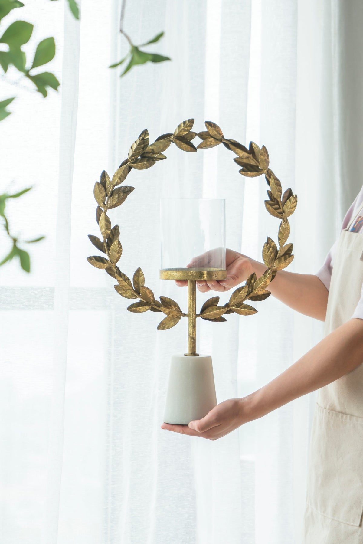 EVERGREEN DECOR Iron Floral Hurricane Table Lamp with Marble Base