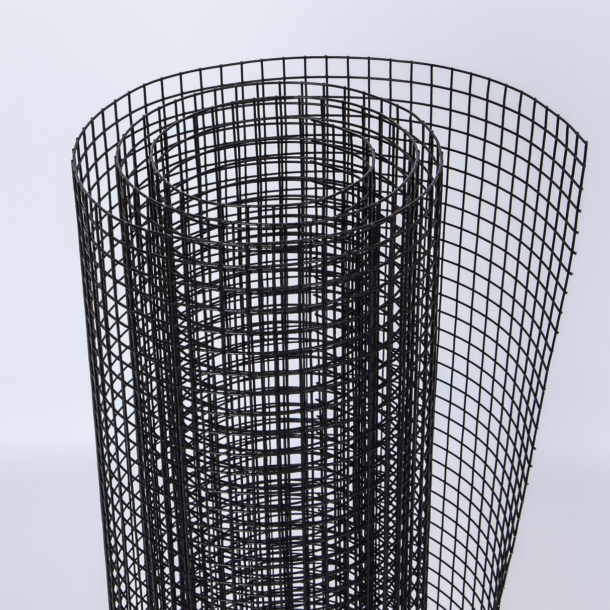 Black Hardware Cloth 5 ft × 100 ft, 19 Gauge 1/2 Inch