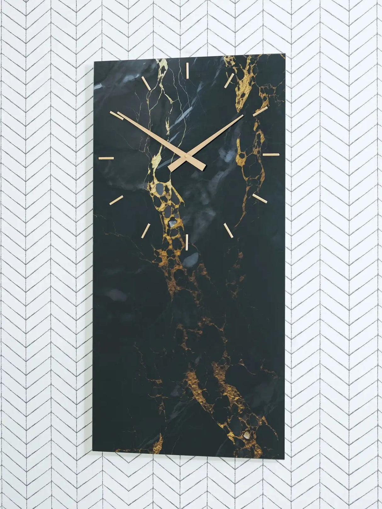 Teague - Wall Clock - Best Buy Furniture