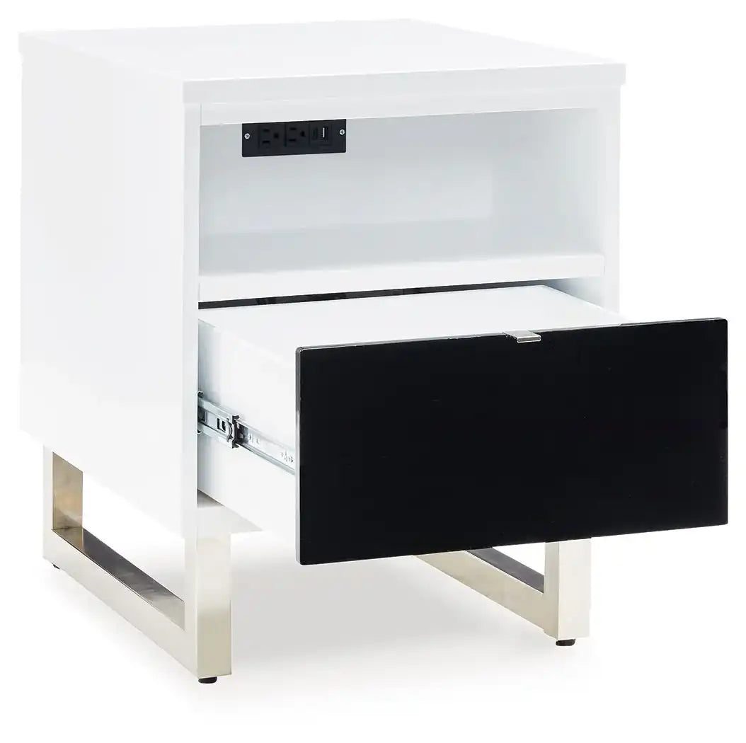 Gardoni - Chair Side End Table - White / Black - Best Buy Furniture