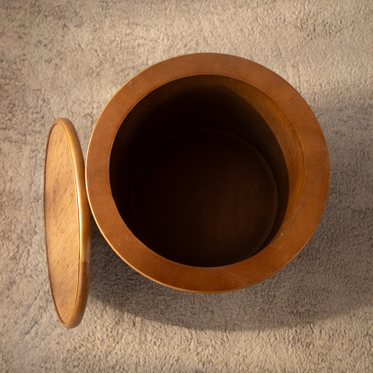 Round Rattan Coffee Table with Lift-Off Lid Storage