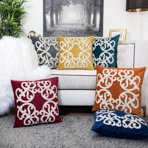 Dora Vintage Vine Set of 2 Decorative Pillows
