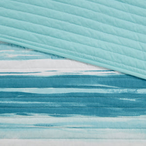6 Piece Printed Quilt Set with Throw Pillows Aqua Full/Queen