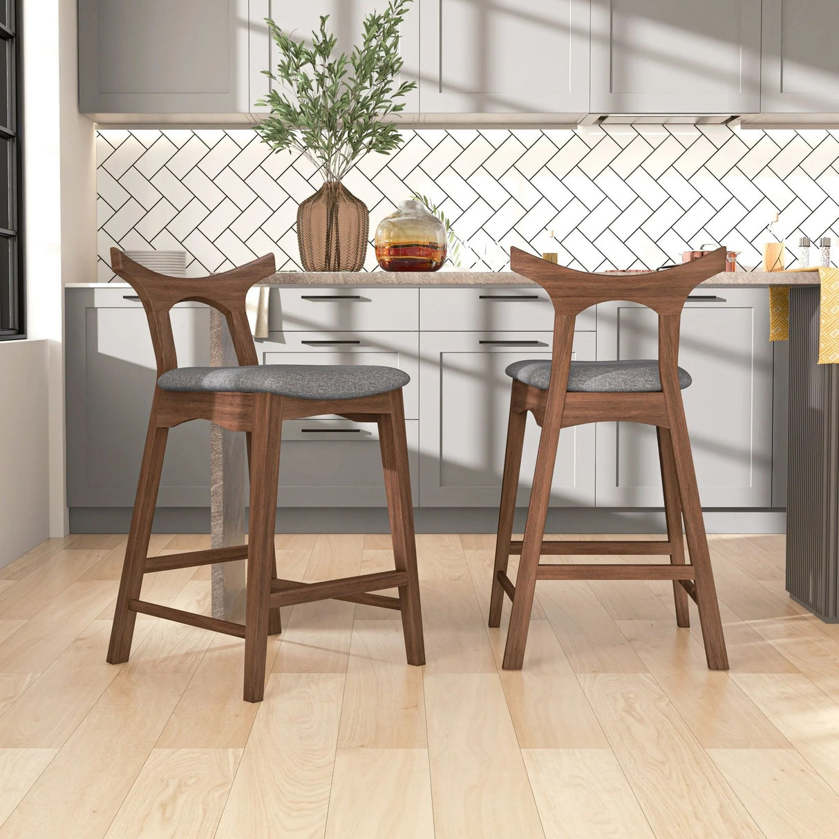 Hester - Upholstered, Square Bar Chair (Set of 2)
