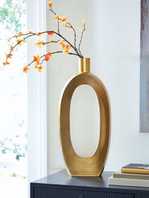 Lawtonville - Vase - Best Buy Furniture