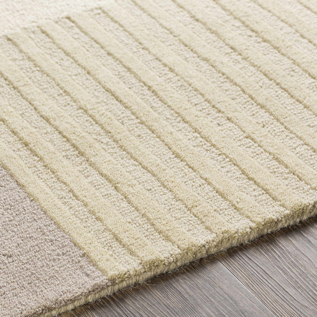 Glenmavis Area Rug