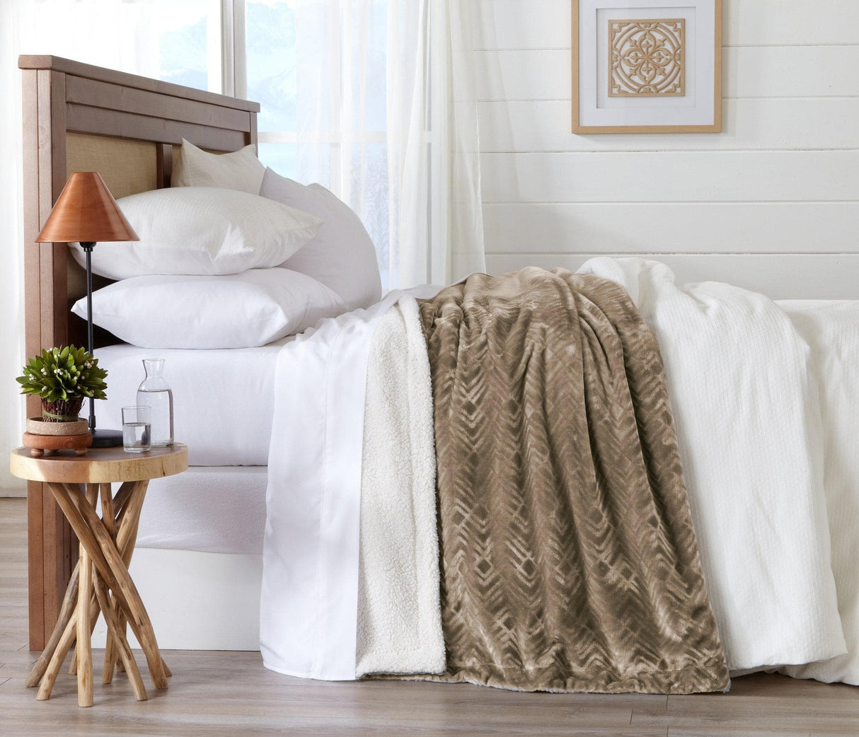 Velvet Plush Sherpa Luxury Bed Blanket - Cielo Collection
