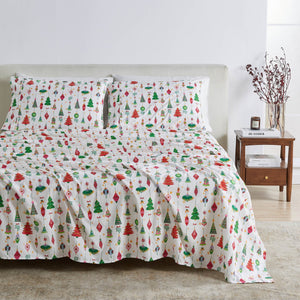 Great Bay Home Printed Sheet Set in Twinkling Ornaments