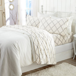 4-Piece Printed Plush Sheet Set - Velvet Luxe Lattice Collection