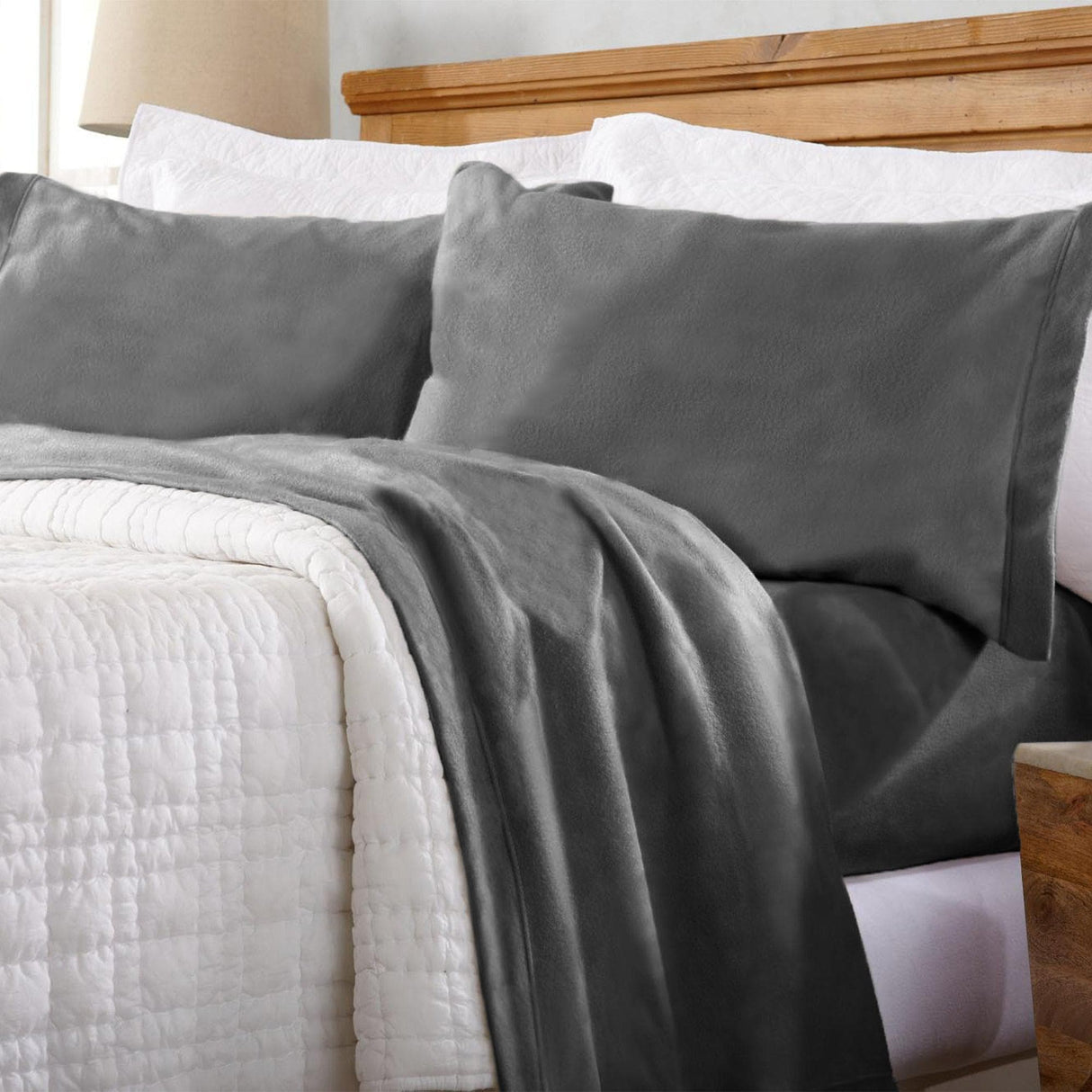 4-Piece Solid Fleece Sheet - Christina Collection