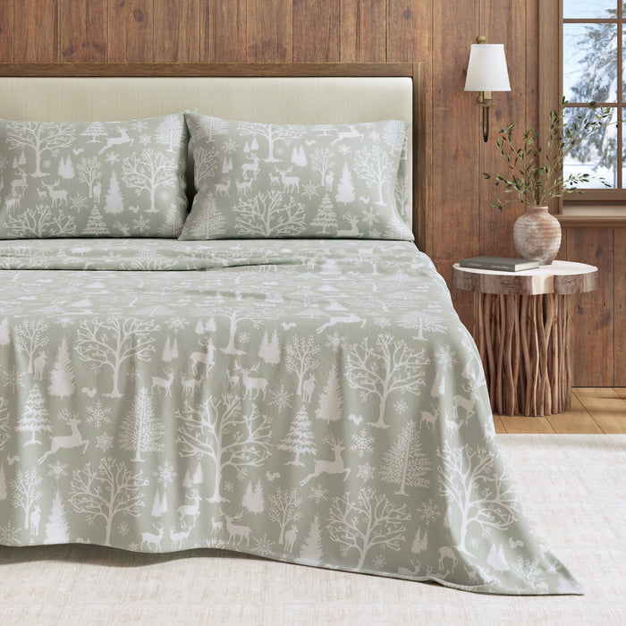 Great Bay Home Turkish Cotton Flannel Sheet in Enchanted Woods - Blue