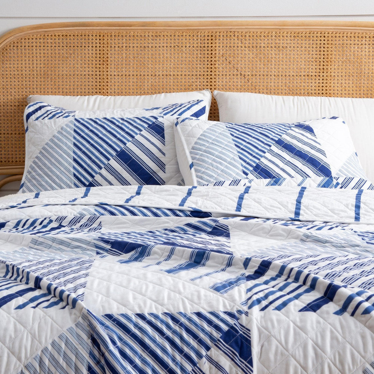 3-Piece Navy Stripe Quilt - Midnight Bay Collection