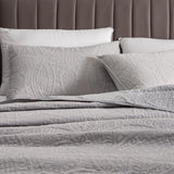 3-Piece Oversized Medallion Quilt Set - Clara Collection