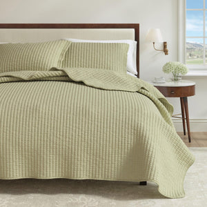3-Piece Solid Quilt from Alicia Collection