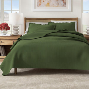 3-Piece Solid Quilt from Alicia Collection