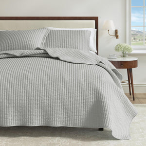3-Piece Solid Quilt from Alicia Collection
