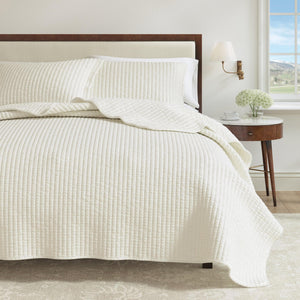 3-Piece Solid Quilt from Alicia Collection