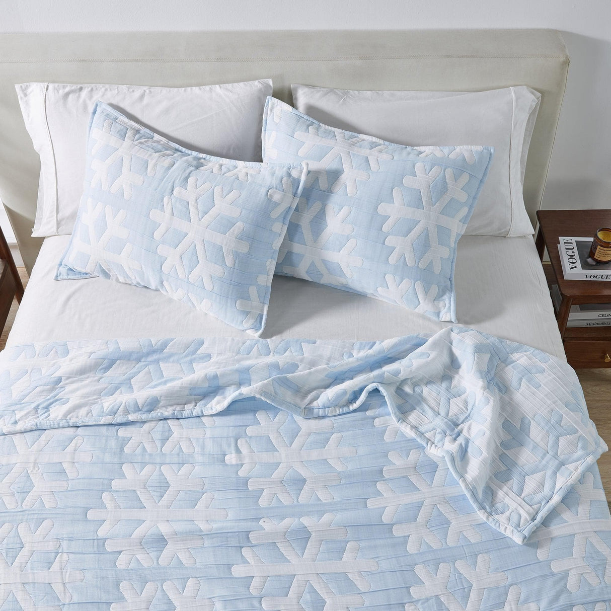 Matelassé Snowflake Quilt Set - Nino Collection
